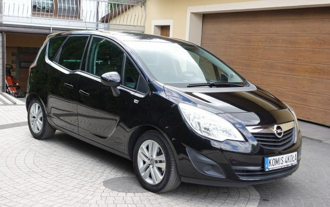 Opel Meriva cena 23900 przebieg: 189000, rok produkcji 2011 z Chełm małe 154